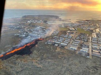 جریان گدازه ها بر تن سرد و زمستانی ایسلند؛ فوران جدید آتشفشانی و اعلام وضعیت اضطراری